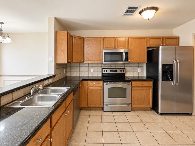 12620 Bay Avenue, Fort Worth, TX 76040