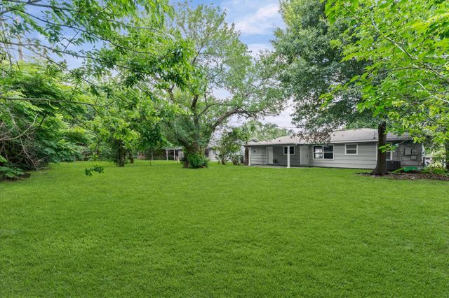 6305 Tarna Lane, Houston, TX 77074