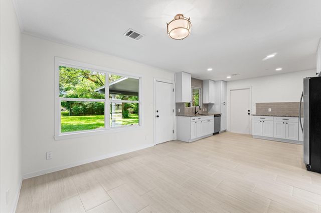 6305 Tarna Lane, Houston, TX 77074