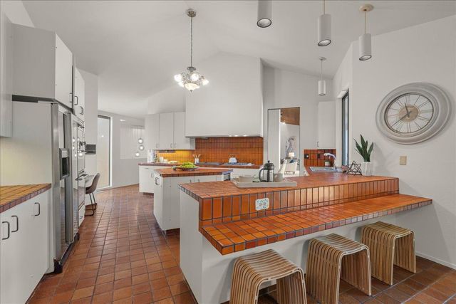 16655 Oak View Circle, Morgan Hill, CA 95037