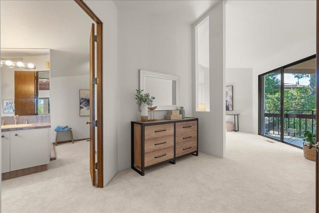 16655 Oak View Circle, Morgan Hill, CA 95037