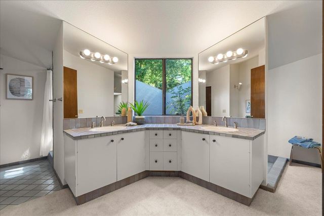 16655 Oak View Circle, Morgan Hill, CA 95037