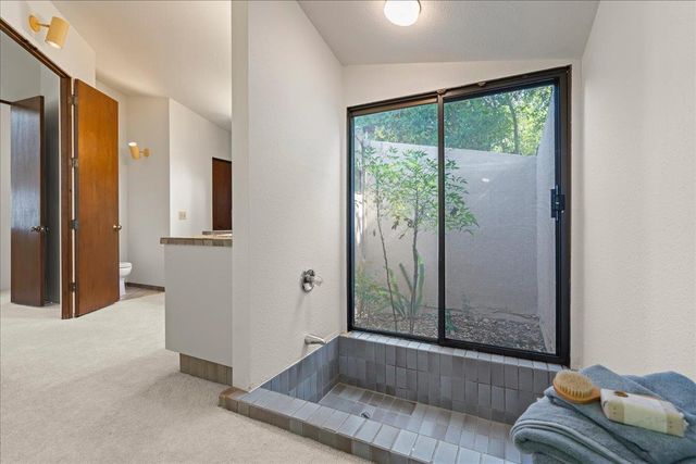 16655 Oak View Circle, Morgan Hill, CA 95037