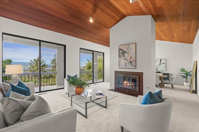 16655 Oak View Circle, Morgan Hill, CA 95037