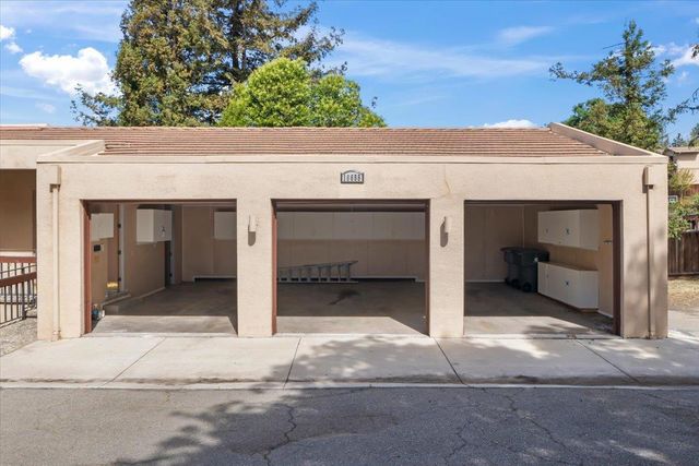 16655 Oak View Circle, Morgan Hill, CA 95037