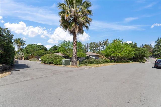 16655 Oak View Circle, Morgan Hill, CA 95037