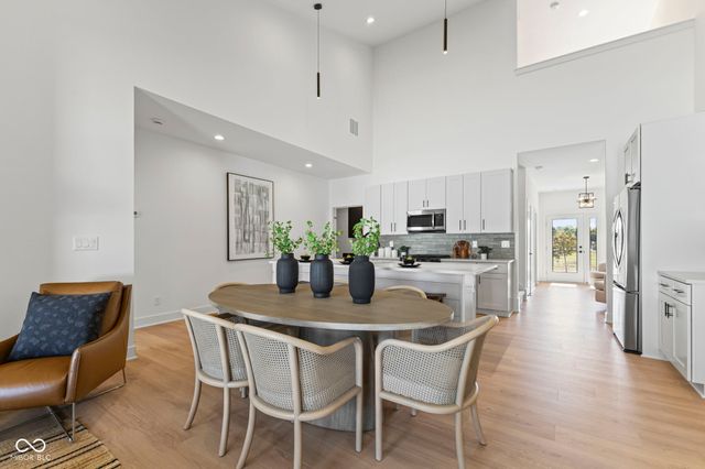 5862 Harbour Town Drive, Noblesville, IN 46062