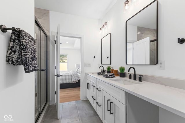 5862 Harbour Town Drive, Noblesville, IN 46062