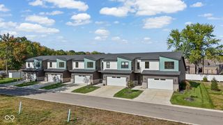 5862 Harbour Town Drive, Noblesville, IN 46062