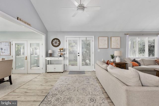 208 OAKWOOD DR, Mineral, VA 23117