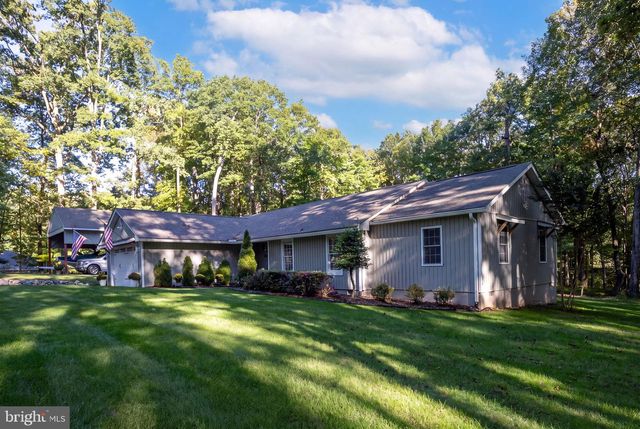 208 OAKWOOD DR, Mineral, VA 23117