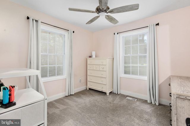 208 OAKWOOD DR, Mineral, VA 23117