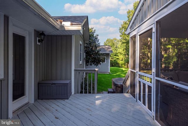 208 OAKWOOD DR, Mineral, VA 23117