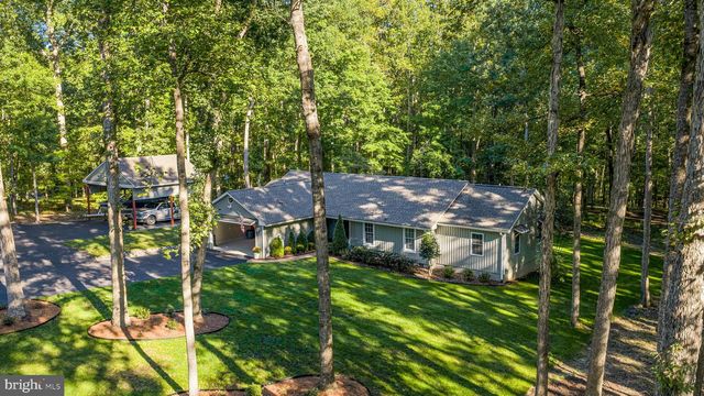 208 OAKWOOD DR, Mineral, VA 23117
