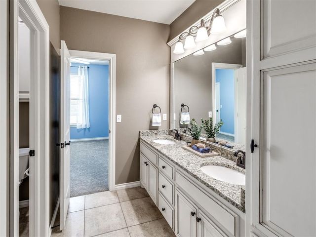 2713 Old Towne Trail, Shawnee, OK 74804