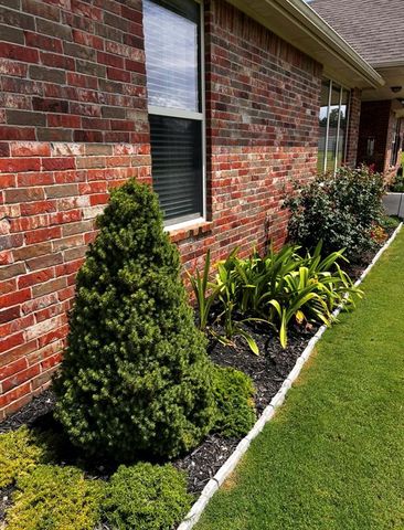 2713 Old Towne Trail, Shawnee, OK 74804