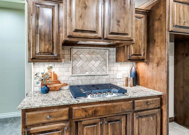 2713 Old Towne Trail, Shawnee, OK 74804