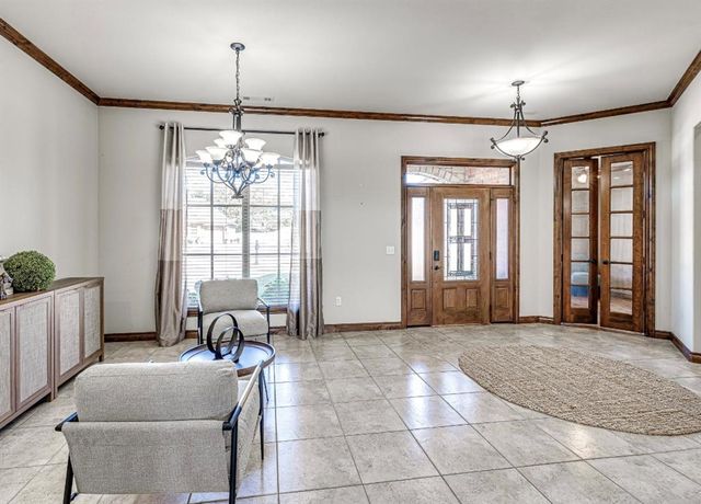 2713 Old Towne Trail, Shawnee, OK 74804