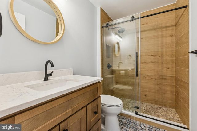 43605 DUNHILL CUP SQ, Ashburn, VA 20147