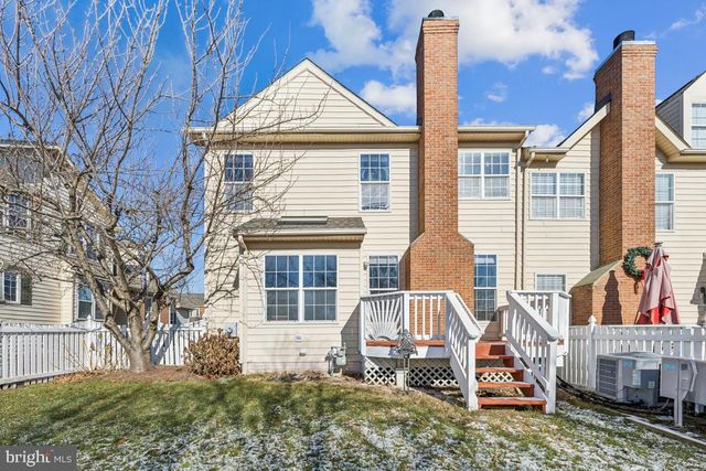 43605 DUNHILL CUP SQ, Ashburn, VA 20147