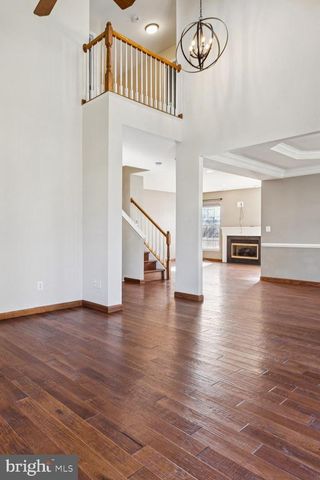 43605 DUNHILL CUP SQ, Ashburn, VA 20147