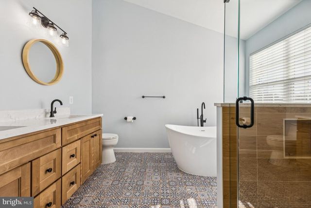 43605 DUNHILL CUP SQ, Ashburn, VA 20147