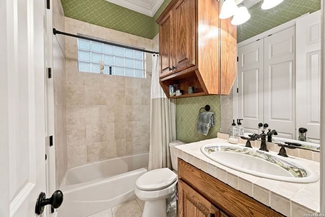 3 ORSINGER BROOK, San Antonio, TX 78230