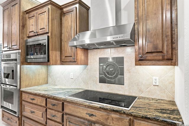 3 ORSINGER BROOK, San Antonio, TX 78230