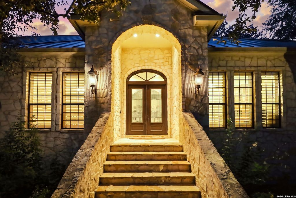3 ORSINGER BROOK, San Antonio, TX 78230