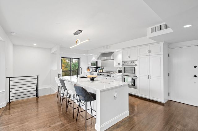 76 HACKENSACK PLANK RD, Weehawken, NJ 07086