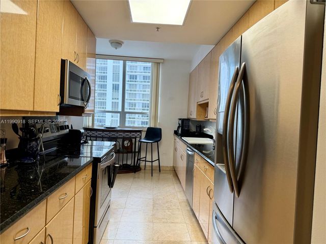 801 Brickell Key Blvd 3008, Miami, FL 33131