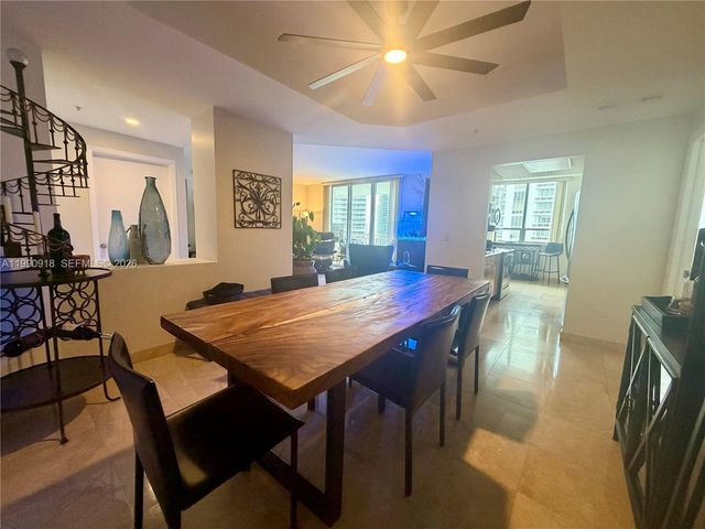 801 Brickell Key Blvd 3008, Miami, FL 33131