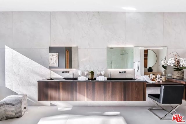 723 N Orlando Avenue, West Hollywood, CA 90069