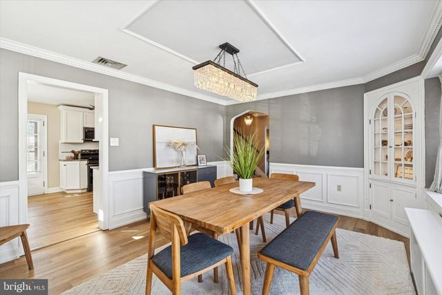 40 W 2ND ST, Boyertown, PA 19512