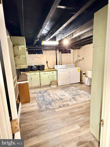 40 W 2ND ST, Boyertown, PA 19512