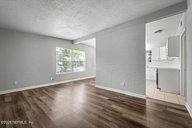 7010 ARQUES Road, Jacksonville, FL 32205