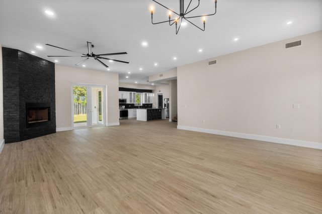 5468 Cimmeron Court, Gulf Breeze, FL 32563