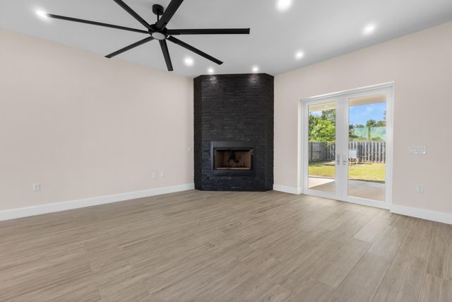 5468 Cimmeron Court, Gulf Breeze, FL 32563