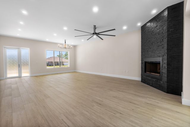 5468 Cimmeron Court, Gulf Breeze, FL 32563