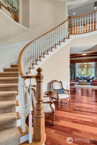 13132 206th Avenue NE, Woodinville, WA 98077