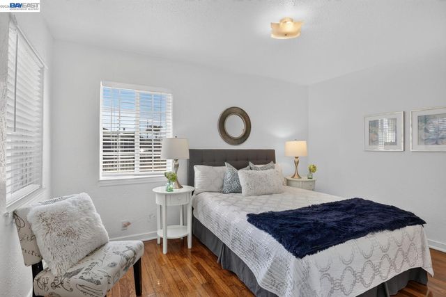 249 Makin Rd, Oakland, CA 94603