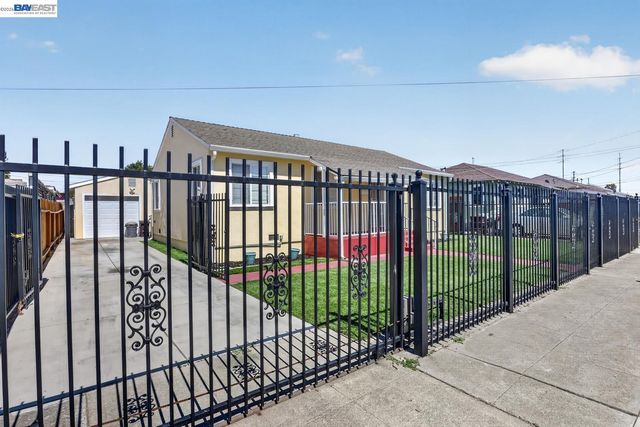 249 Makin Rd, Oakland, CA 94603
