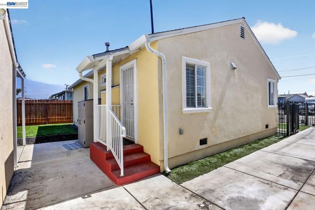 249 Makin Rd, Oakland, CA 94603