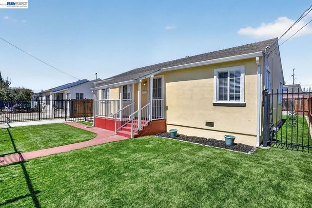 249 Makin Rd, Oakland, CA 94603