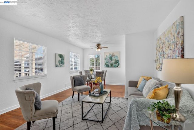 249 Makin Rd, Oakland, CA 94603