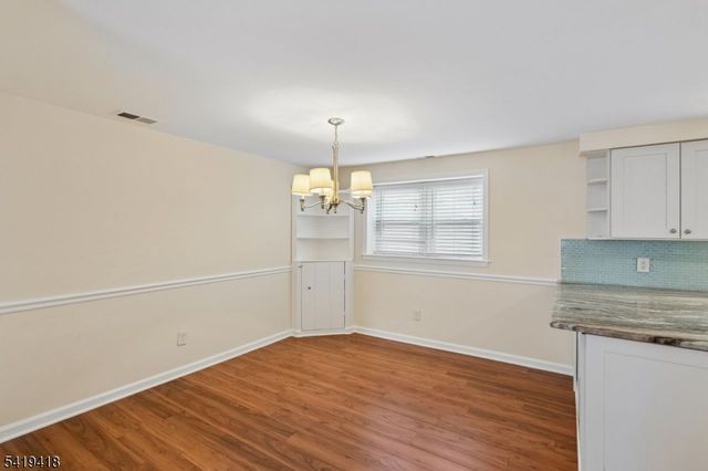 1 Lyons Pl, Morristown Town, NJ 07960