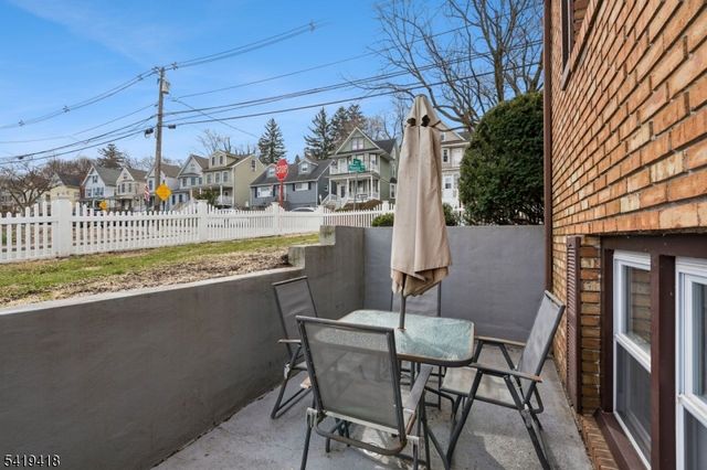 1 Lyons Pl, Morristown Town, NJ 07960