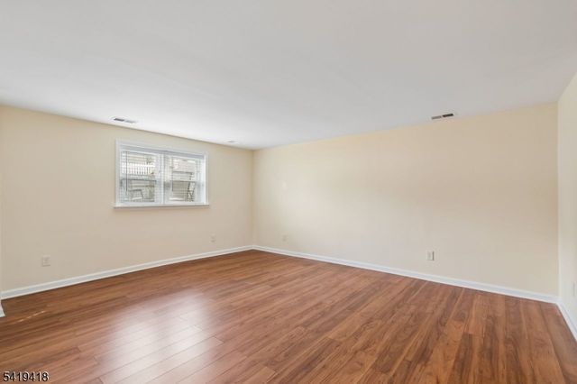 1 Lyons Pl, Morristown Town, NJ 07960