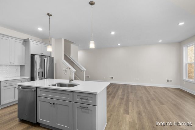 3333 Kings River Street Sw 43, City Of Wyoming, MI 49418