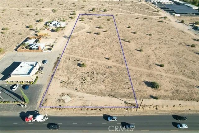 14236 Main, Hesperia, CA 92345